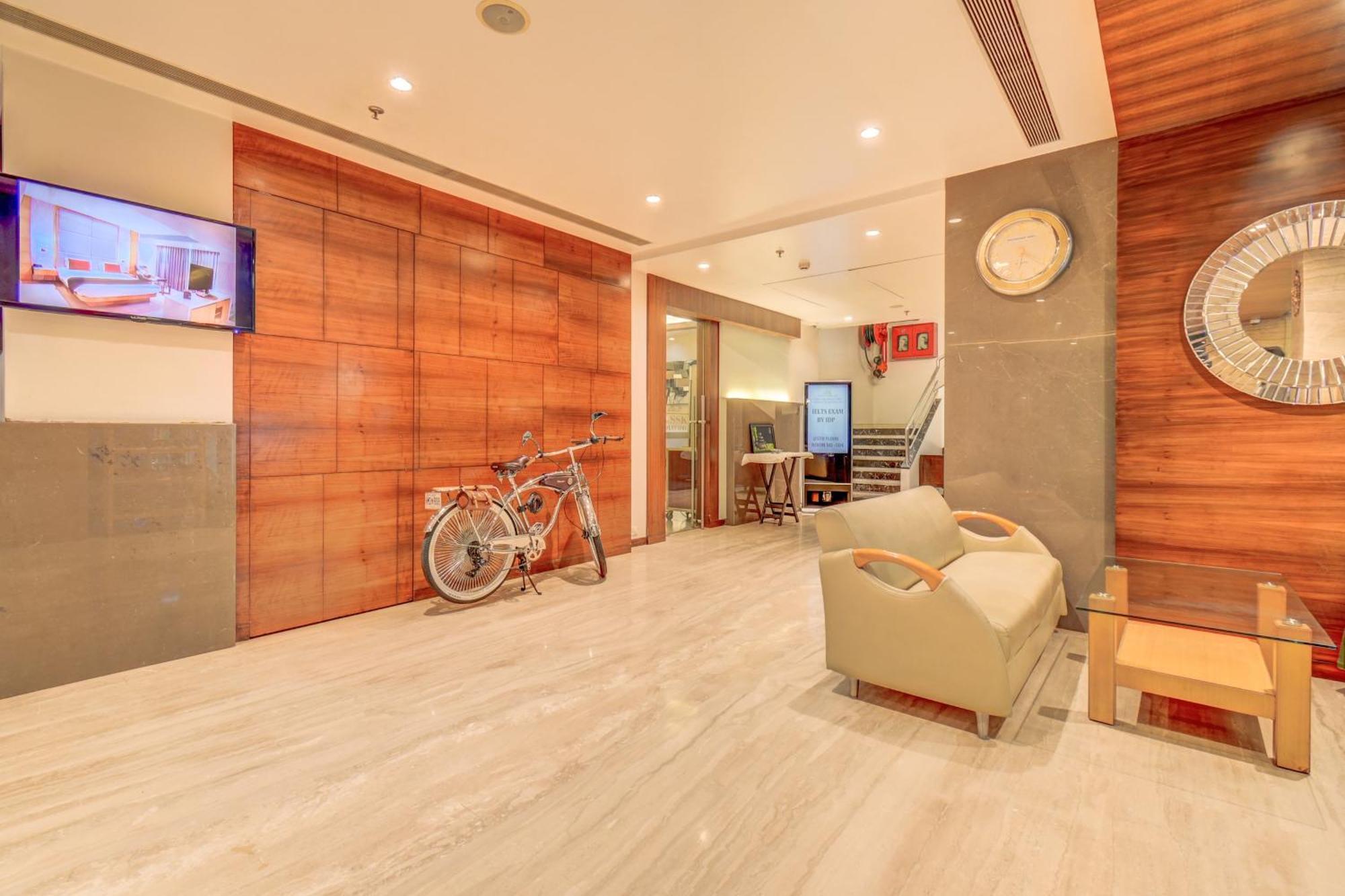 The Ssk Solitaire Hotel & Banquets Nashik Dış mekan fotoğraf