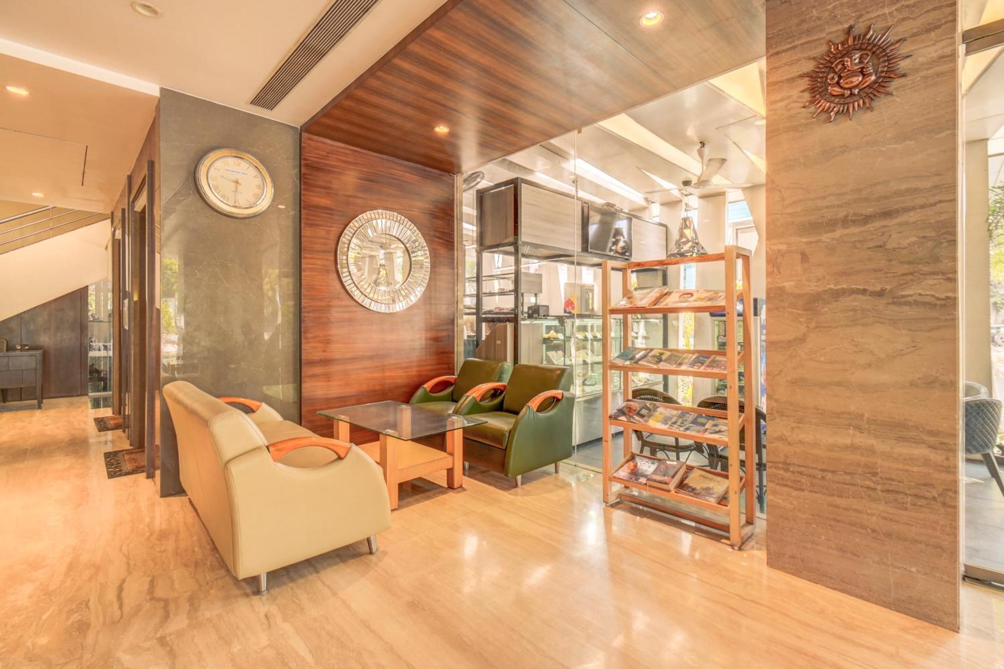 The Ssk Solitaire Hotel & Banquets Nashik Dış mekan fotoğraf