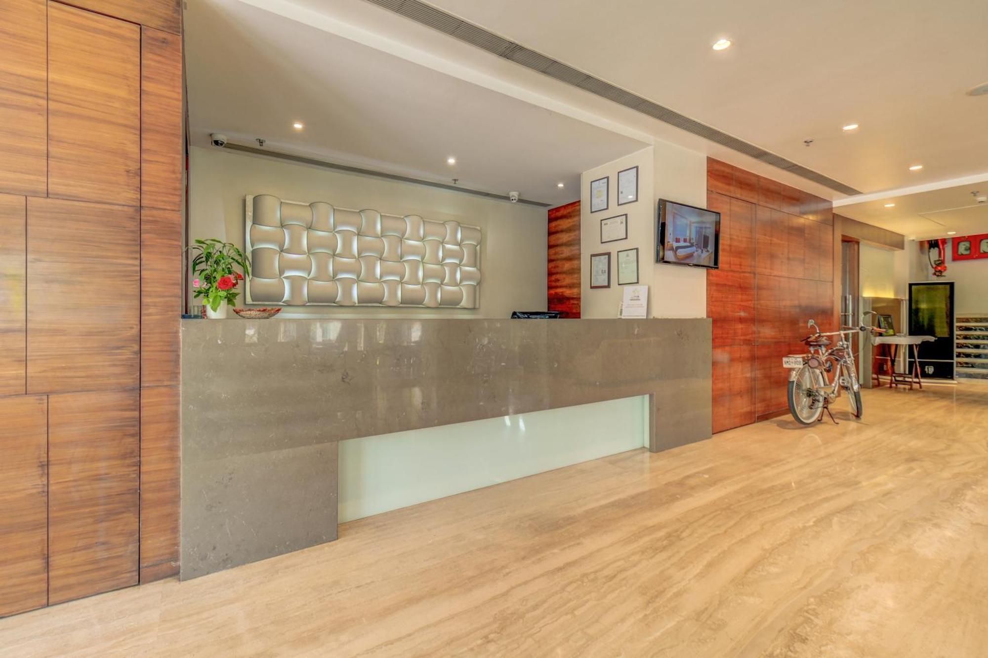 The Ssk Solitaire Hotel & Banquets Nashik Dış mekan fotoğraf