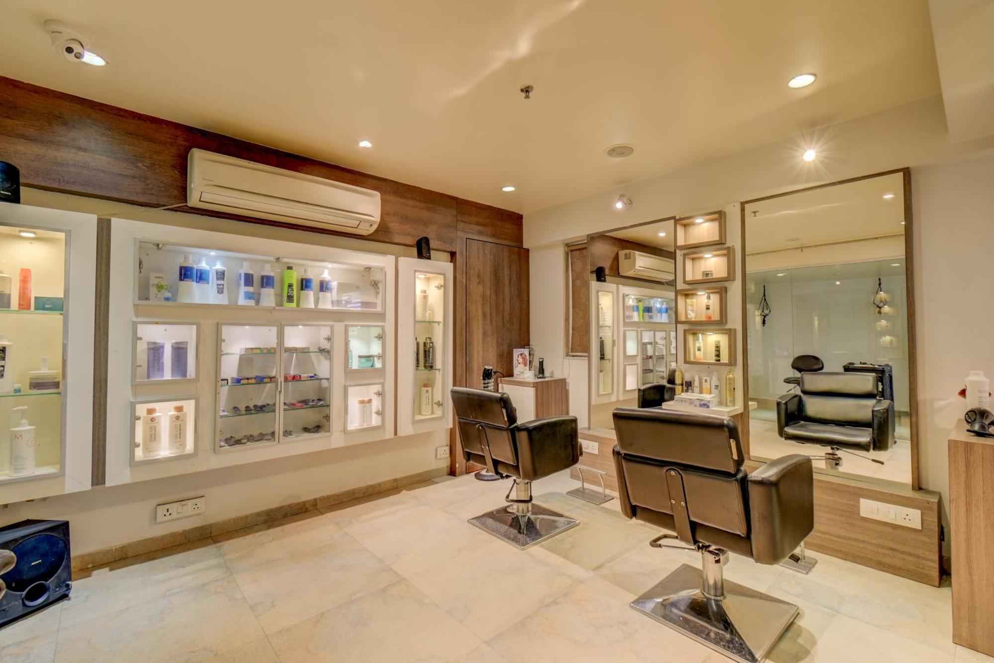 The Ssk Solitaire Hotel & Banquets Nashik Dış mekan fotoğraf