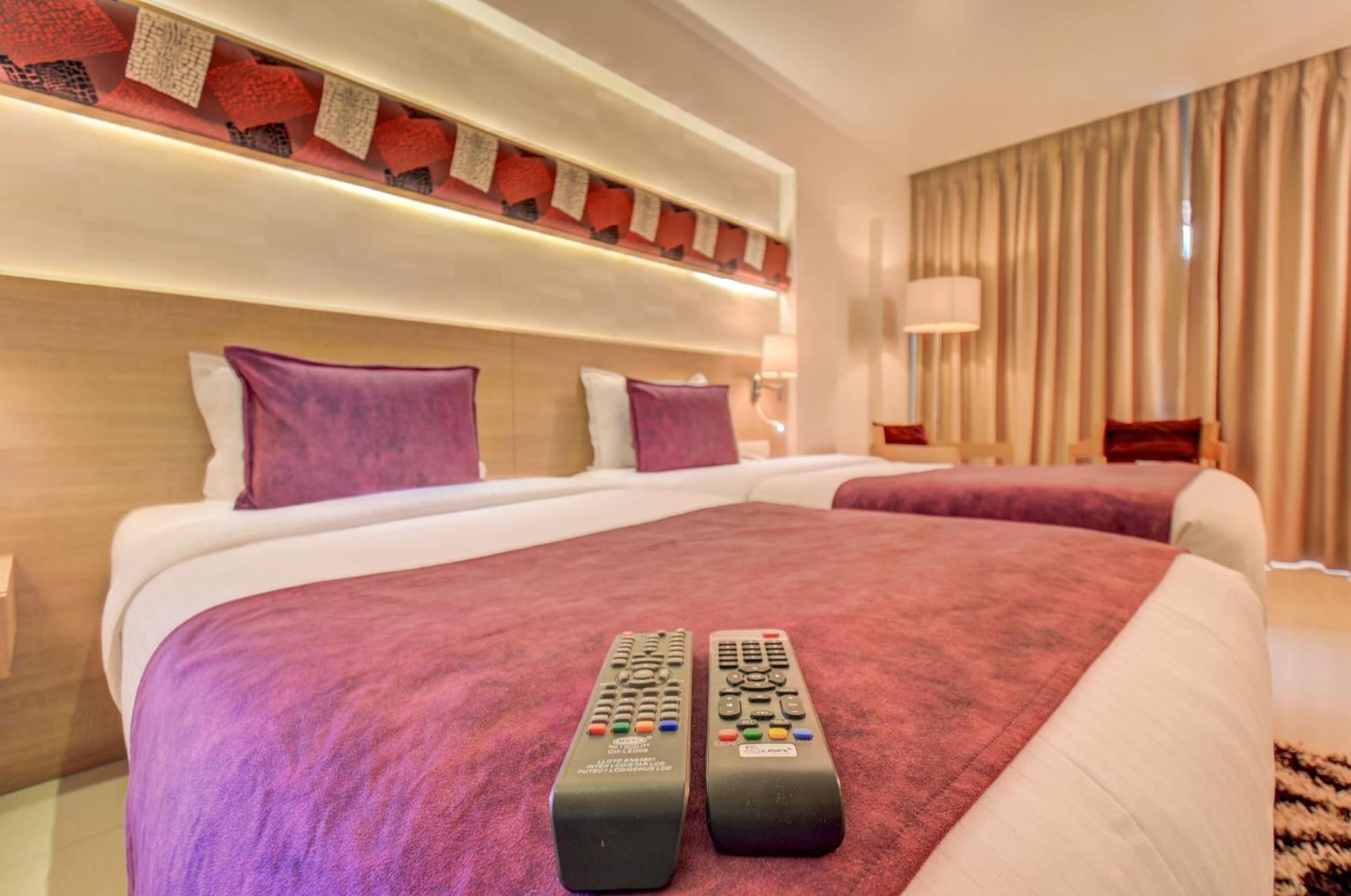 The Ssk Solitaire Hotel & Banquets Nashik Dış mekan fotoğraf